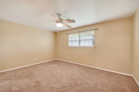 210 Woodhaven Street Highlands TX 77562
