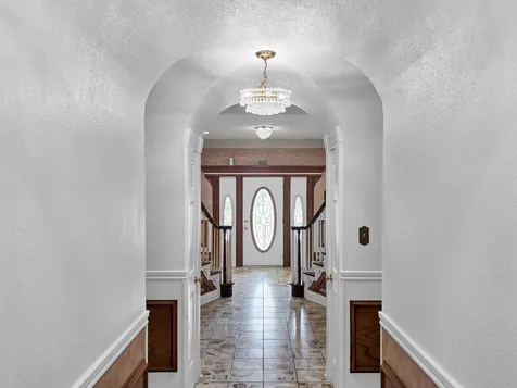 1800 S Magnolia Street Woodville TX 75979