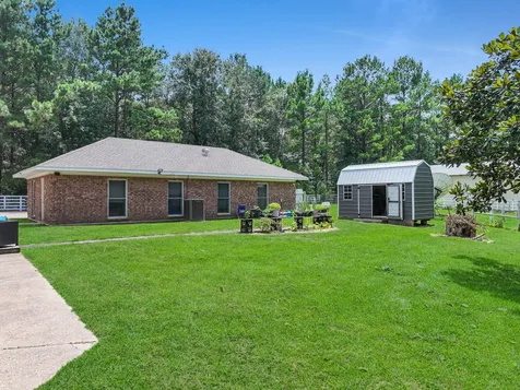 1800 S Magnolia Street Woodville TX 75979