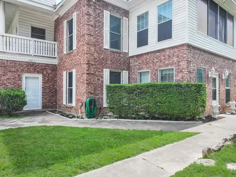 1800 S Magnolia Street Woodville TX 75979