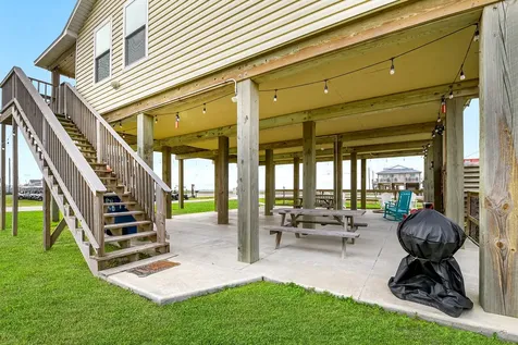 126 Nesmith Place Surfside Beach TX 77541