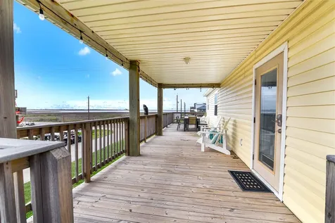 126 Nesmith Place Surfside Beach TX 77541