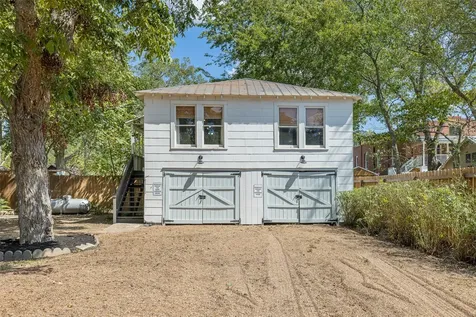 206 N Rusk Fayetteville TX 78940