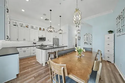 1830 Seaside Drive Galveston TX 77550