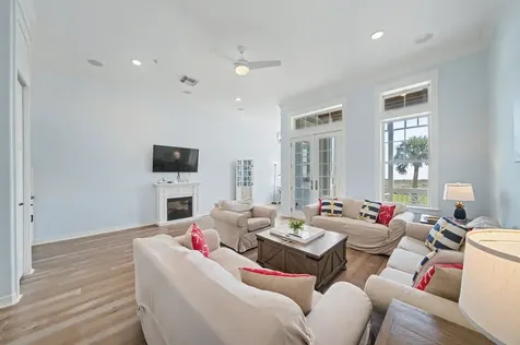 1830 Seaside Drive Galveston TX 77550