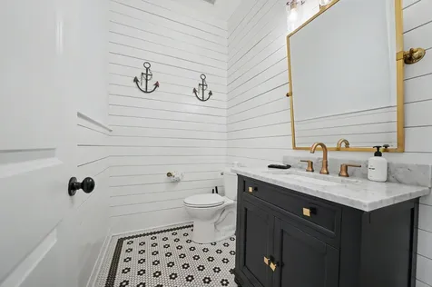 1830 Seaside Drive Galveston TX 77550