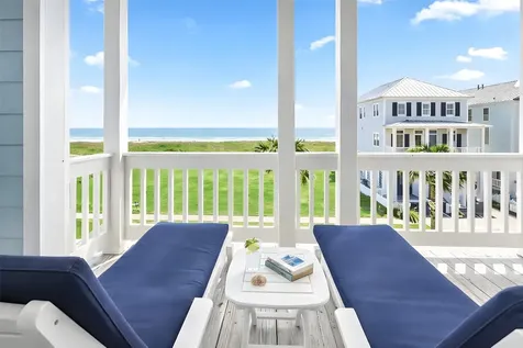 1830 Seaside Drive Galveston TX 77550
