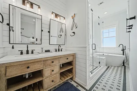 1830 Seaside Drive Galveston TX 77550