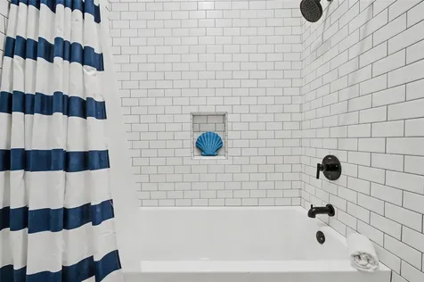 1830 Seaside Drive Galveston TX 77550