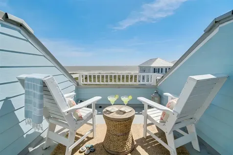 1830 Seaside Drive Galveston TX 77550