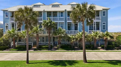 1830 Seaside Drive Galveston TX 77550