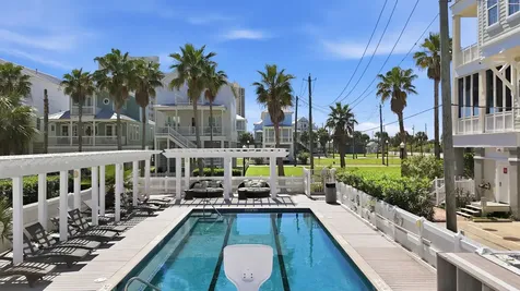 1830 Seaside Drive Galveston TX 77550