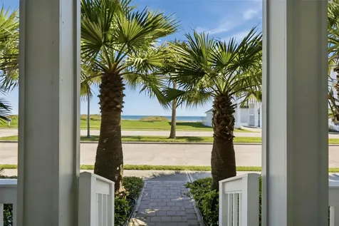 1830 Seaside Drive Galveston TX 77550