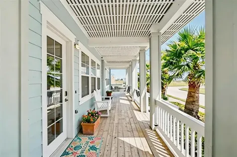 1830 Seaside Drive Galveston TX 77550