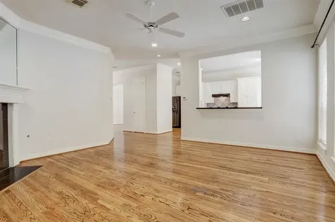 2822 Briarhurst Park Houston TX 77057