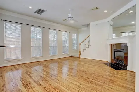 2822 Briarhurst Park Houston TX 77057