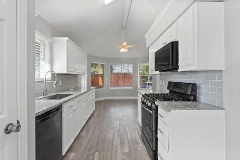 11710 Seawood Drive Houston TX 77089