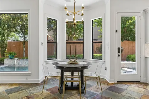 5413 Evergreen Street Bellaire TX 77401
