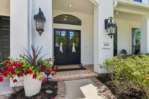 5413 Evergreen Street Bellaire TX 77401