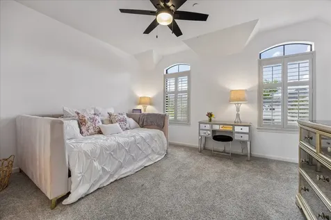 5413 Evergreen Street Bellaire TX 77401