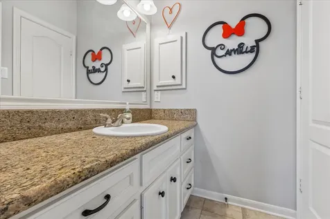 5413 Evergreen Street Bellaire TX 77401
