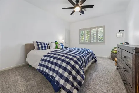 5413 Evergreen Street Bellaire TX 77401
