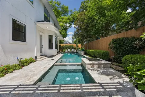 5413 Evergreen Street Bellaire TX 77401