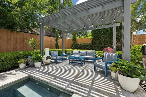 5413 Evergreen Street Bellaire TX 77401
