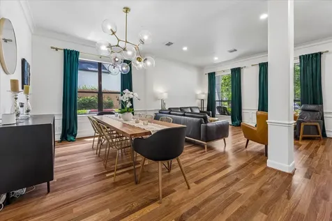 5413 Evergreen Street Bellaire TX 77401