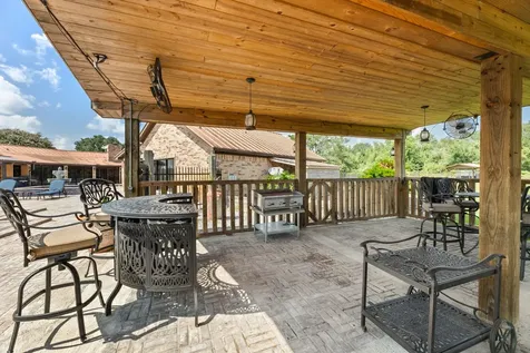 1226 County Road 45 Angleton TX 77515