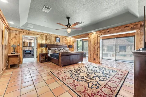 1226 County Road 45 Angleton TX 77515