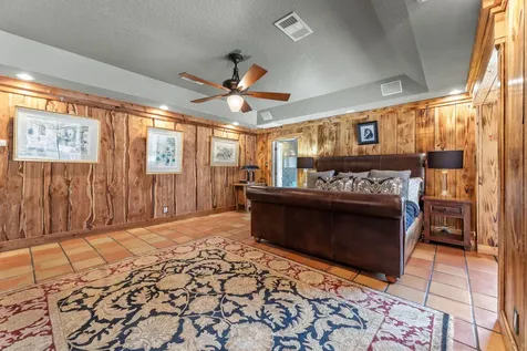 1226 County Road 45 Angleton TX 77515
