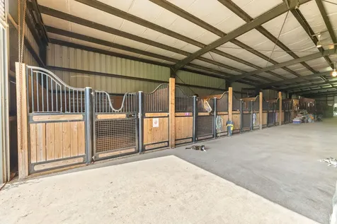 1226 County Road 45 Angleton TX 77515