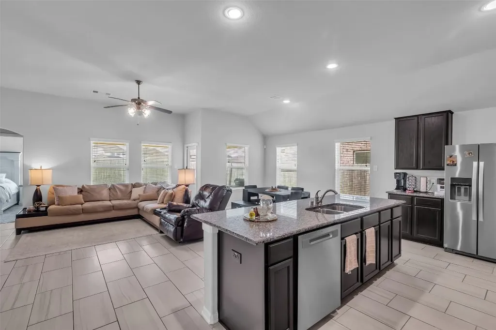 15322 Laceleaf Trail Houston TX 77044