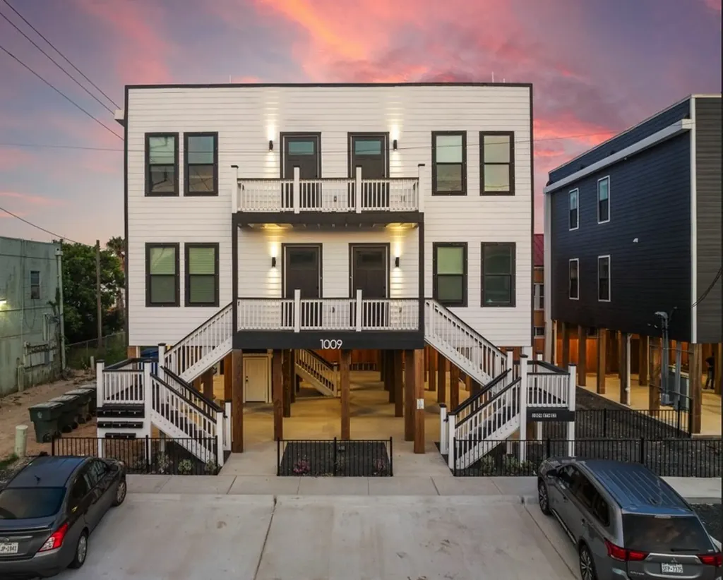 1009 8th St Unit G, A Street Galveston TX 77550