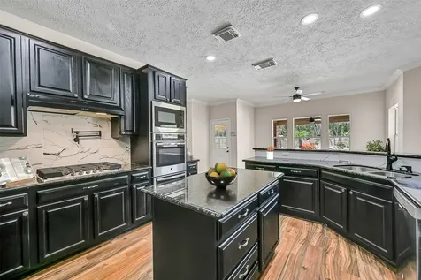 306 Melodywood Drive Friendswood TX 77546