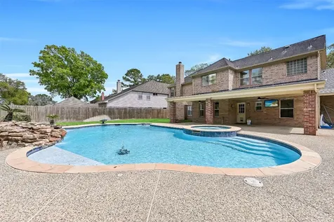 306 Melodywood Drive Friendswood TX 77546