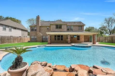 306 Melodywood Drive Friendswood TX 77546