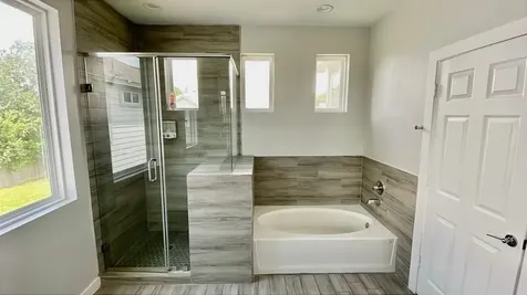 4923 Higgins Street Houston TX 77033
