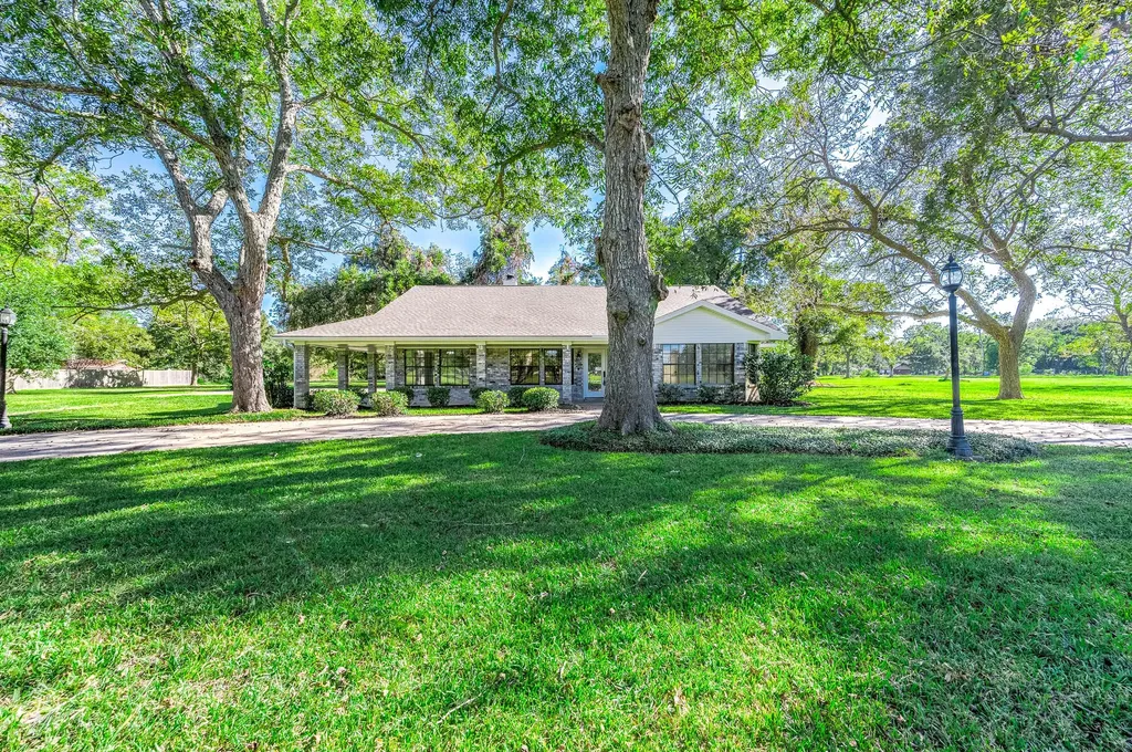 6717 S F Austin Jones Creek TX 77541