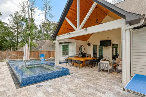 2407 Chantilly Lane Conroe TX 77384