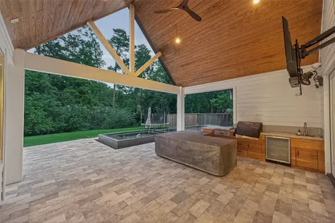 2407 Chantilly Lane Conroe TX 77384