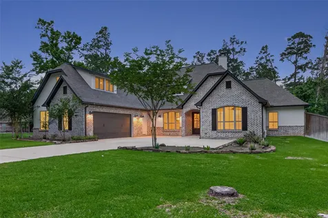 2407 Chantilly Lane Conroe TX 77384