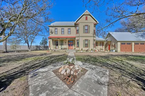 1 Bednar Lane La Grange TX 78945