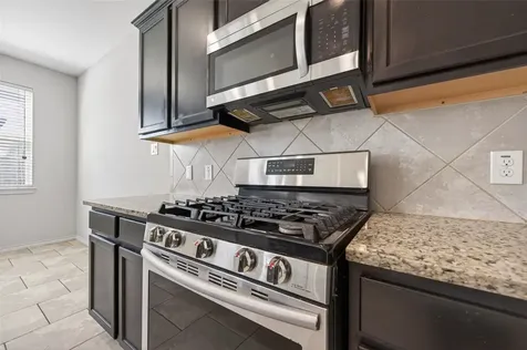 1326 Seagler Pond Lane Houston TX 77073