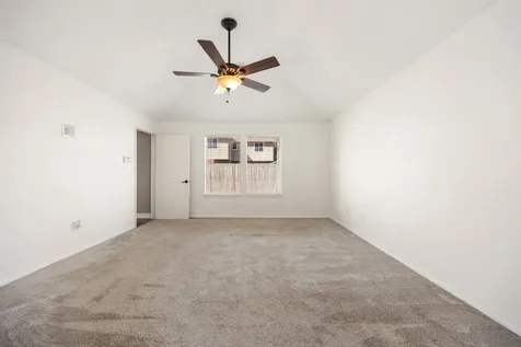 4754 Widerop Lane Friendswood TX 77546