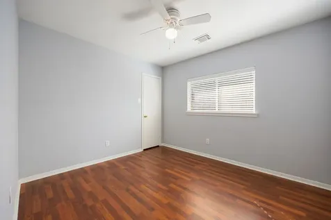 4754 Widerop Lane Friendswood TX 77546