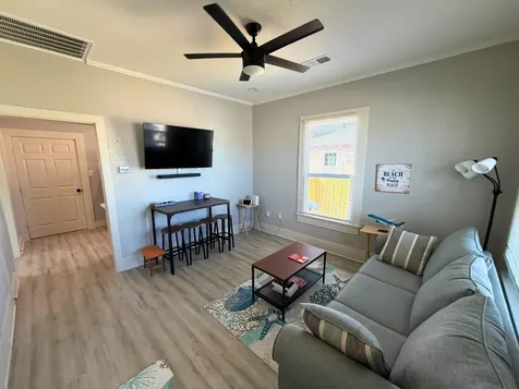 2219 45th Street Galveston TX 77550
