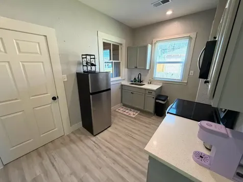 2219 45th Street Galveston TX 77550