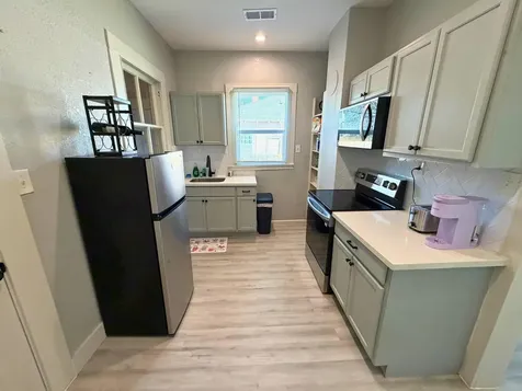 2219 45th Street Galveston TX 77550